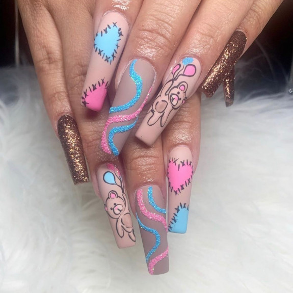 36 Gender Reveal Nail Ideas — Nude Acrylic Nails with Blue and Pink Details