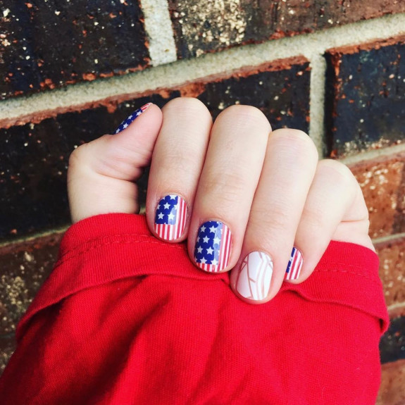 35 Memorial Day Nail Art Designs — White + American Flag Short Nails