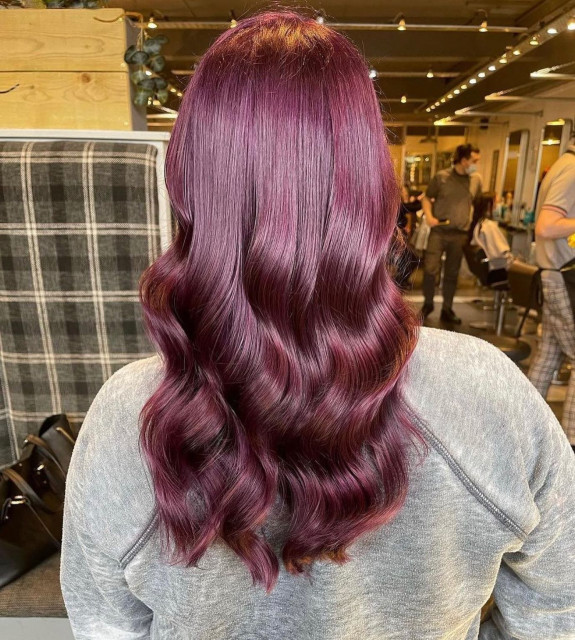 35 Plum Black Hair Color Ideas — Bright Plum Wavy Long Hair