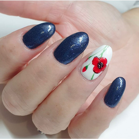 35 Memorial Day Nail Art Designs — Poppy White Nail + Navy Blue Nails