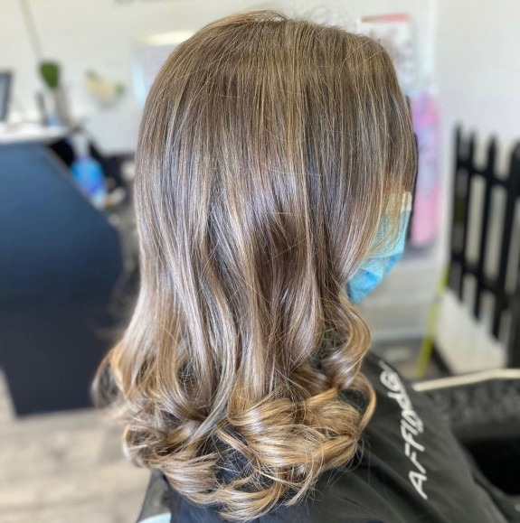 37 Mushroom Balayage Ideas — Medium Length Curly Ends