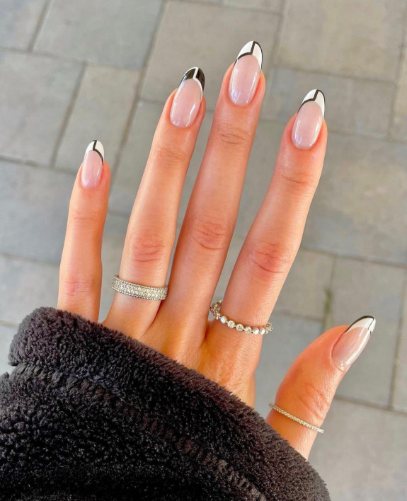 54 Cute French Tip Nail Ideas — Monochrome French Tip Nails