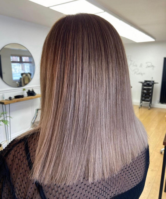 37 Mushroom Balayage Ideas — Ombre Mushroom Straight Cut Medium Length