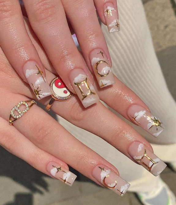 30 Best Gemini Nail Designs — Fluffy Cloud Nude Acrylic Nails