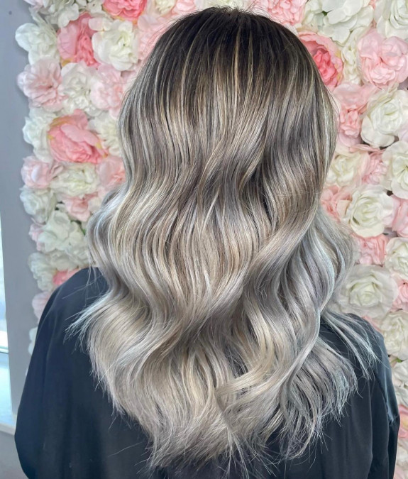 37 Ash Blonde Hair Color Ideas — Ash Blonde Wavy Hair