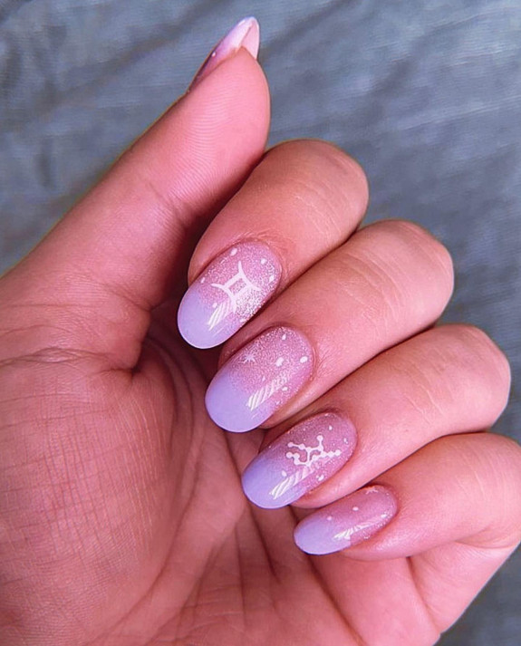 30 Best Gemini Nail Designs — Shimmery Ombre Round Nails