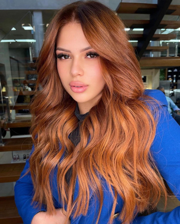 33 Ginger Brown Hair Color Ideas — Ombre Ginger Long Hair Middle Part