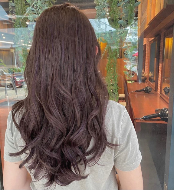 brown lavender hair color, lavender balayage on brown hair, lavender hair color, best hair color ideas 2022, lavender brown hair color, lavender hair, short lavender brown hair, brown lavender hair balayage, lavender highlights, pastel brown lavender hair, hair color, lavender brown hair