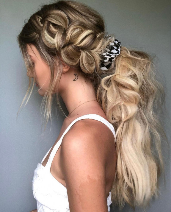 40 Cute Summer Hairstyles — Chunky Braid Messy Ponytail Hairstyle