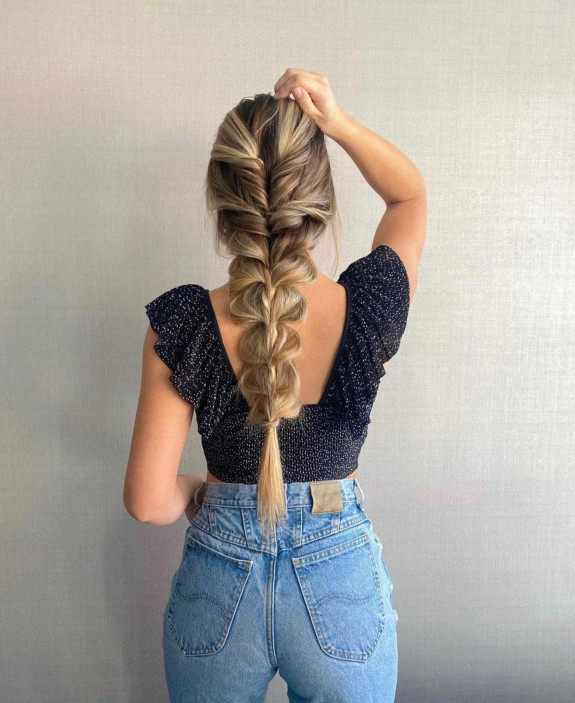 47 Summer Hairstyles 2022 — Pull Through Braids