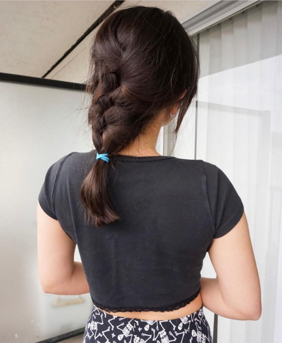 47 Summer Hairstyles 2022 — A Little French Braid Hairstyle