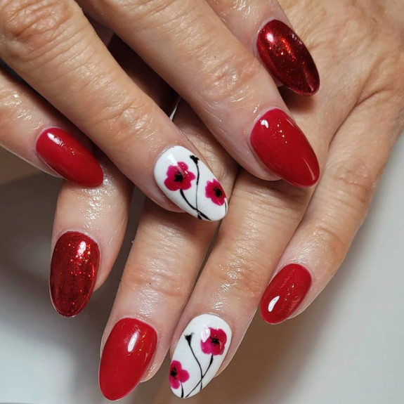 38 Cute Memorial Day Nails — Red Chrome Poppy Nails