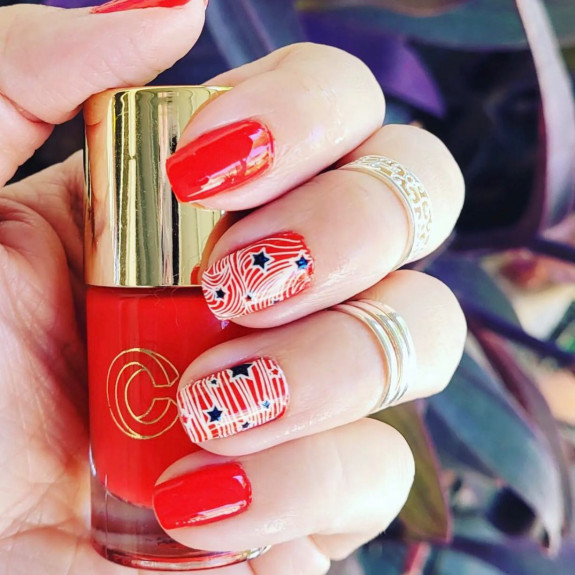 38 Cute Memorial Day Nails — Red and Blue Star Nails