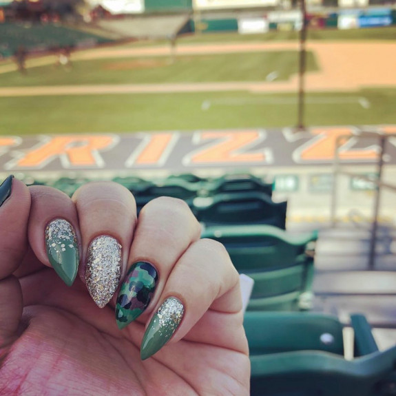 38 Cute Memorial Day Nails — Greens & Camouflage Nails