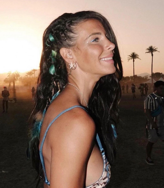 43 Music Festival Hair Ideas — Side Braid Hairstyle