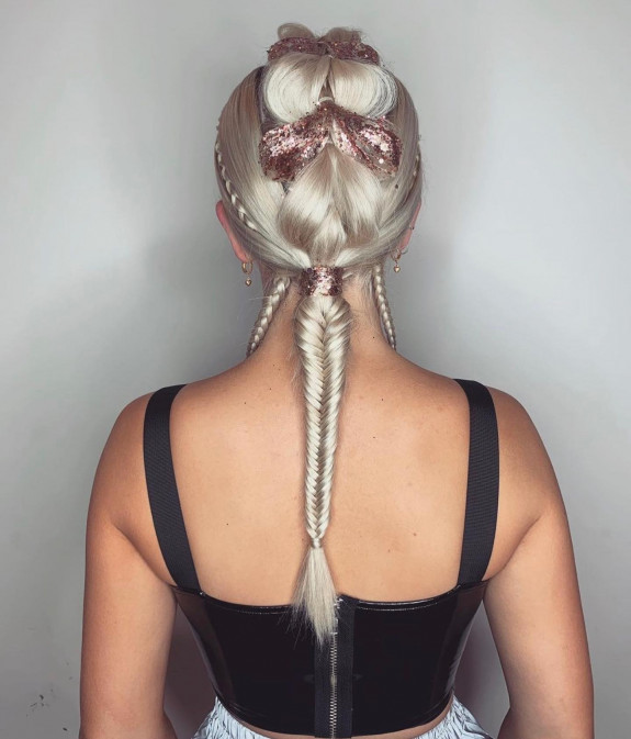 40 Cute and Colorful Festival Hairstyles — Pull Through Braids + Fishtail + Glitter