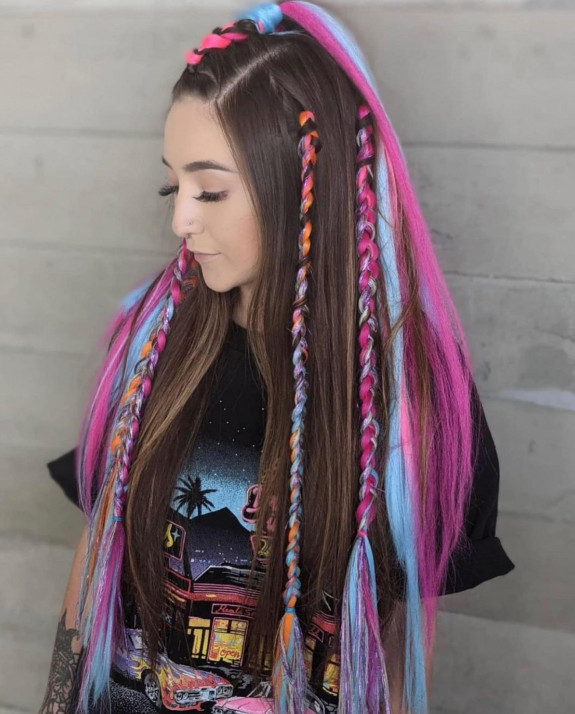 40 Cute and Colorful Festival Hairstyles — Bright Pink + Blue Braid Hairstyle