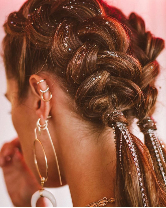 43 Music Festival Hair Ideas — Dutch Braid Hairstyle