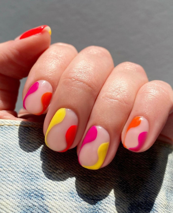 31 Best Summer Squoval Nails — Abstract Bold Color Nails