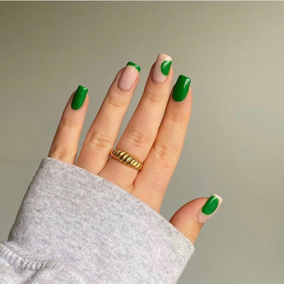 31 Best Summer Squoval Nails — Bottega Green Squoval Nails