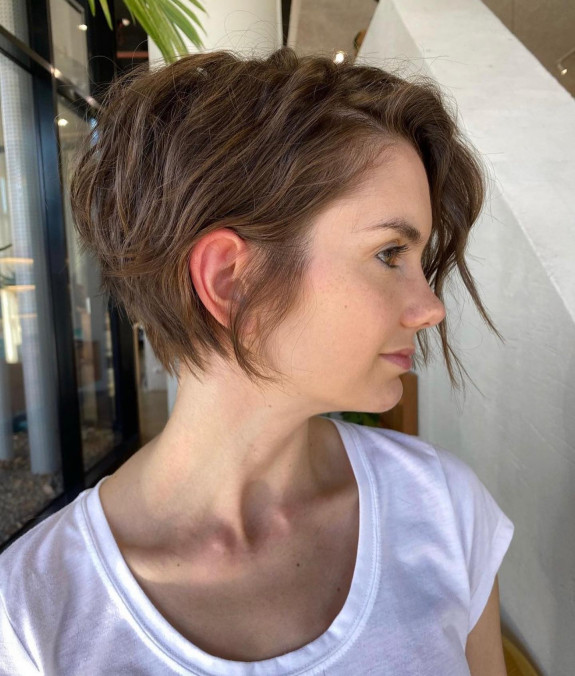 40 Short Haircuts for Women — Textured Bixie Haircut