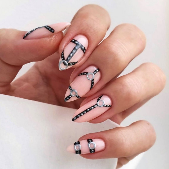 summer nails, feminist nails, feminist nail art, feminist nail ideas, feminist nail designs, feminist nails designs , feminist nails 2022, abstract women nails, abstract women nail art