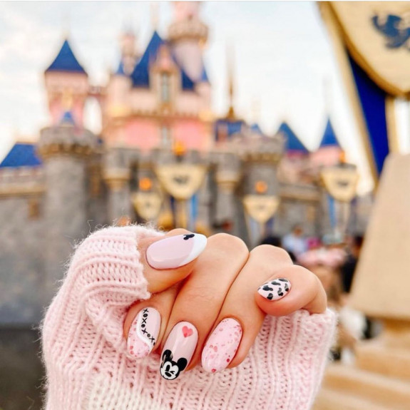 32 Cute Minnie Mouse Nail Ideas — Sweet Pink Minnie Nails