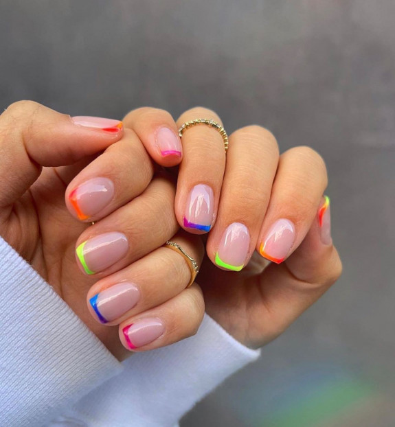 38 French Tip Nails For Summer 2022 — Different Gradient French Tip Nails