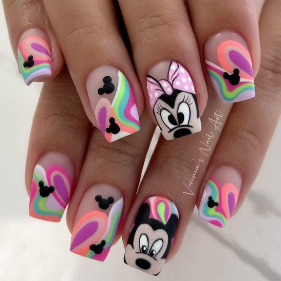 32 Cute Minnie Mouse Nail Ideas — Colorful Swirl Nails