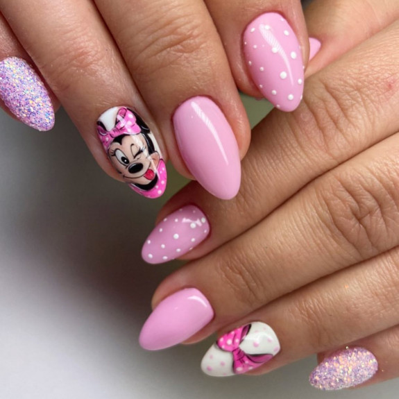 32 Cute Minnie Mouse Nail Ideas — Soft Pink Minnie Nails