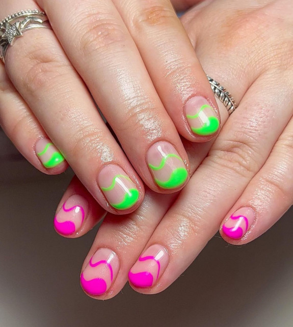 40 August Nail Designs — Green and Pink Swirl Nails