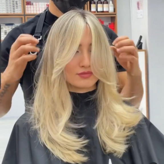 36 Trendy Curtain Bangs Look Incredible on Everyone — Blonde Curtain Bang Haircut