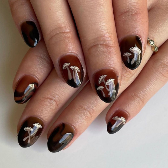 30 Mushroom Nail Designs — Brown Ombre Mushroom Nails