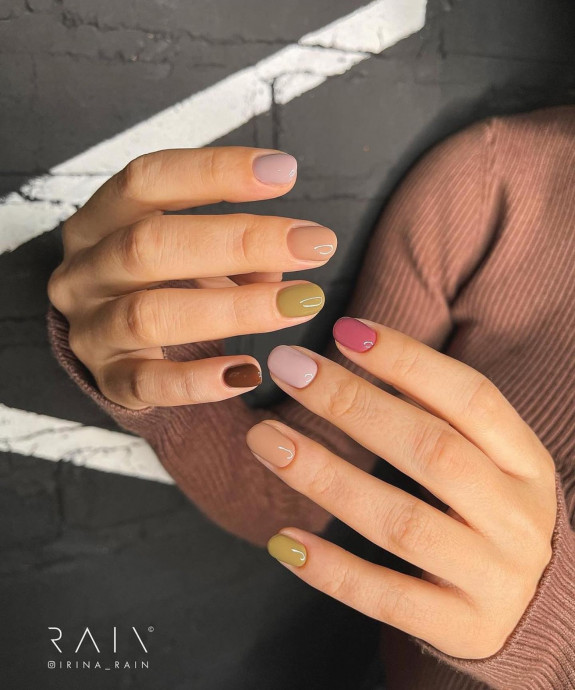 40 Trendy Fall Nails in 2022 — Berry Tone Fall Short Nails