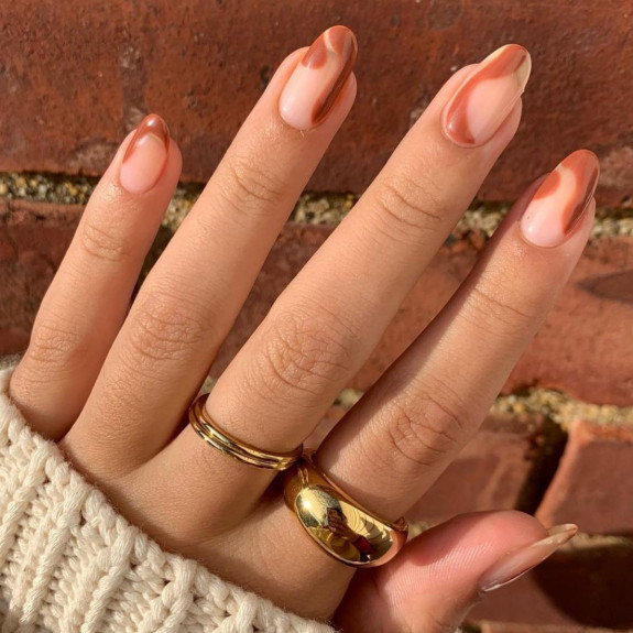 40 Trendy Fall Nails in 2022 — Mocha Swirl Nails