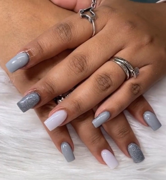 french tip grey nails, mix and match gray nails, gradient gray nails, acrylic grey nails, gray nails 2022, gray nail designs 2022, gray nail ideas 2022, gray nails winter, winter gray nails, light gray nails, dark gray nails, gray nails design