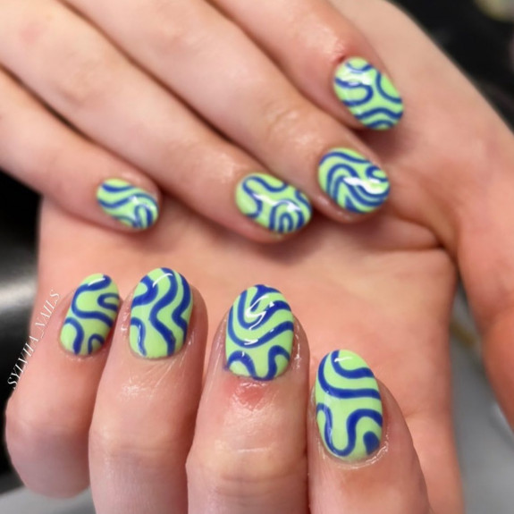 30 Psychedelic Nail Designs — Blue Swirl Mint Short Nails