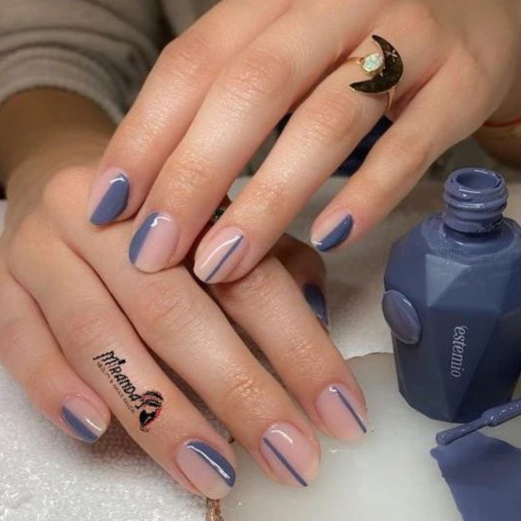 35 Gray Nail Designs For 2022 — Half Blue Gray Half Natural Nails