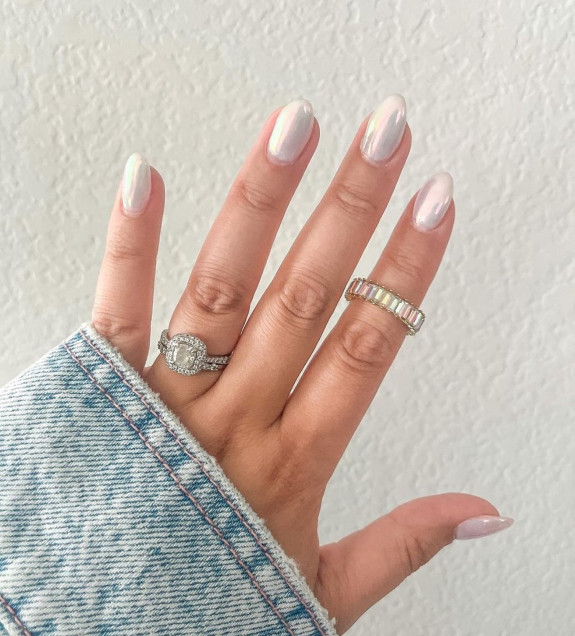 31 Hailey Bieber’s Glazed Donut Nails — White Pearl Nails