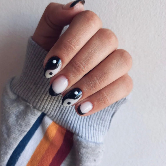 35 Yin Yang Nail Designs — Black and White Yin Yang & French Tip Nails