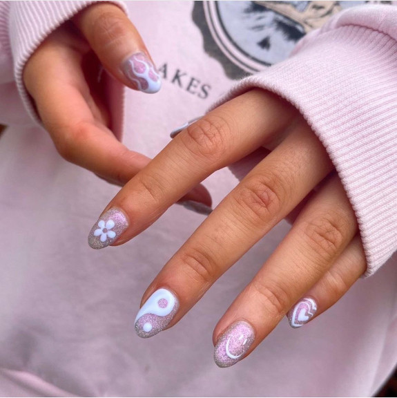 35 Yin Yang Nail Designs — Shimmery Lilac Flower + Yin Yang Nails