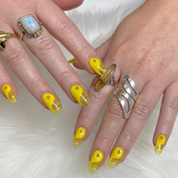 35 Yin Yang Nail Designs — Shimmery Translucent + Yellow Yin Yang Nails