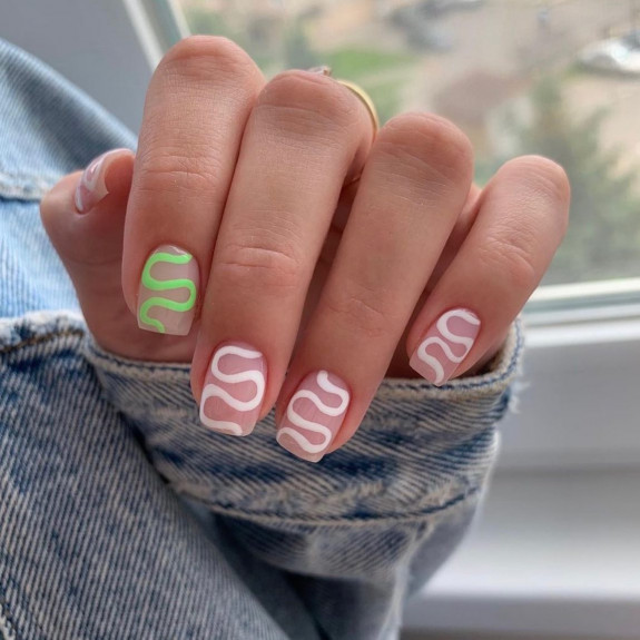 34 Cute Summer Nail Ideas — Green and White Swirl Sheer Nails