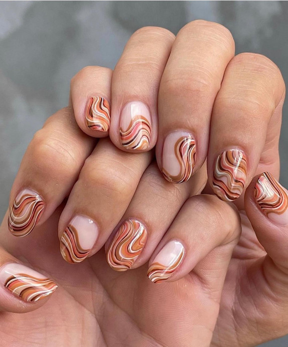 45 Earthy Autumn Nail Ideas — Brown Psychedelic Short Nails