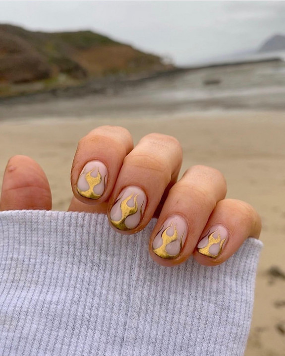 25 August Nail Ideas in 2022 — Gold Flame Short Nails