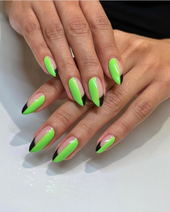 25 August Nail Ideas in 2022 — Green and Black Nails