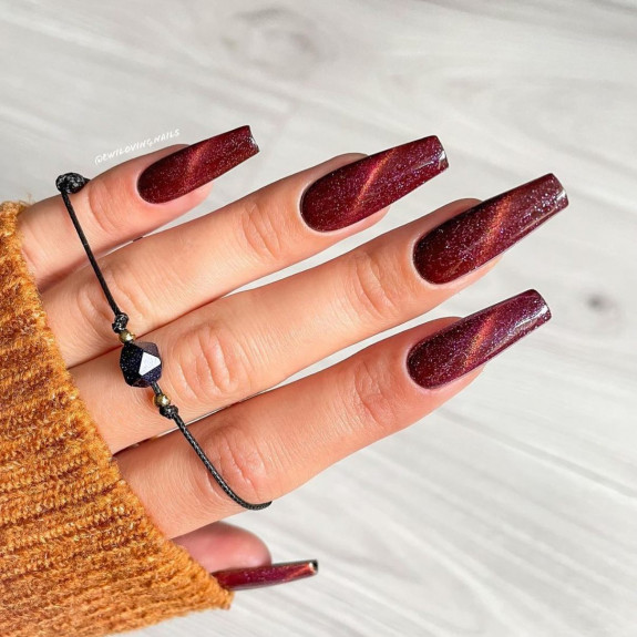 fall nail trends, fall nail art, fall nails 2022, autumn nails, autumn nails 2022, fall nail designs 2022, fall nail ideas, plaid nails, tortoiseshell nails, brown nails, popular nail colors fall 2022, autumn nail designs 2022