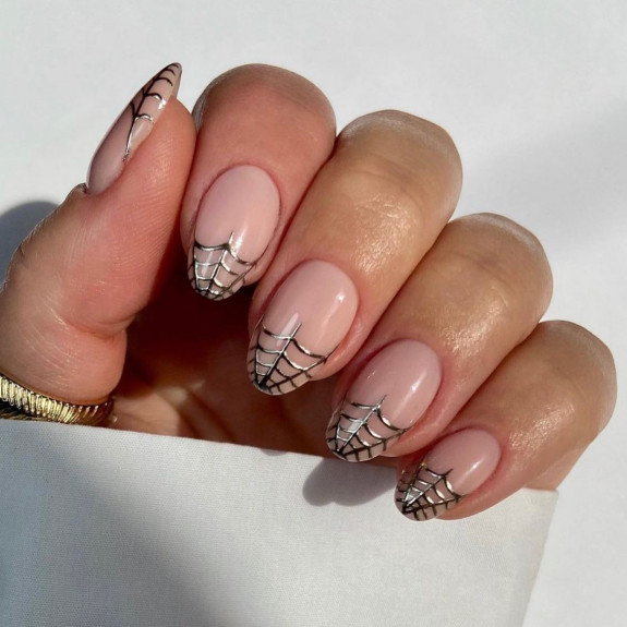 37 Cute Halloween Nails Ideas in 2022 — Gold Chrome Web Tip Nails