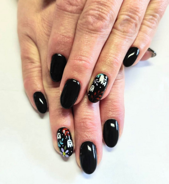 37 Cute Halloween Nails Ideas in 2022 — Flower Black Halloween Nails