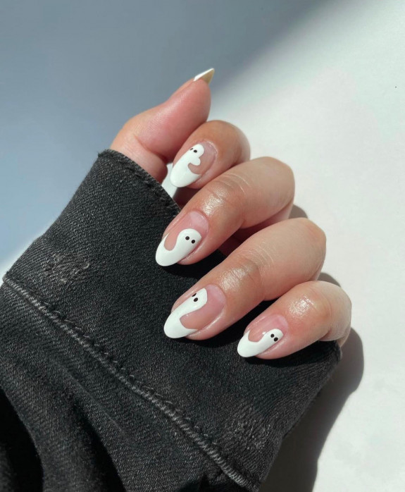 37 Cute Halloween Nails Ideas in 2022 — Floaty White Ghost Tip Nails